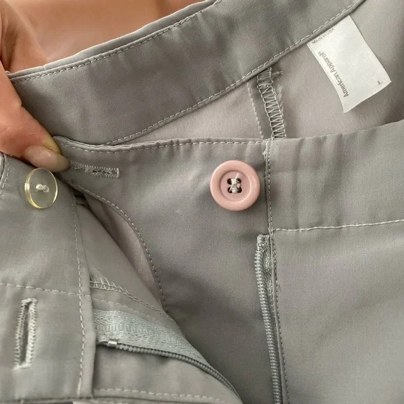 {SOLD} Lightly preloved gray American Apparel high rise shorts - Picture 4 of 7